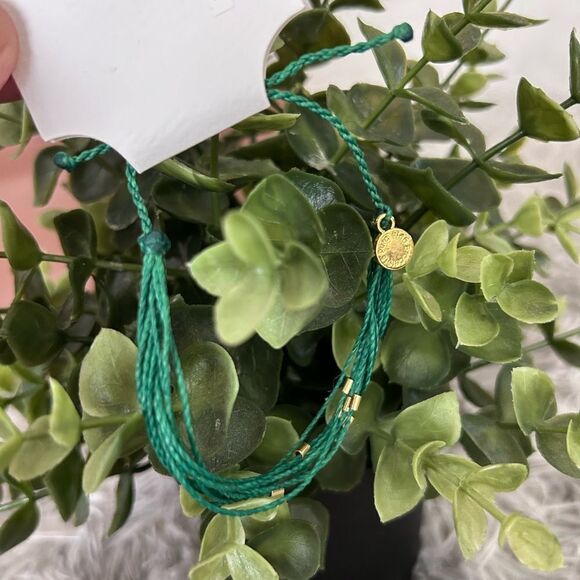 Pura Green with Gold Beads Bracelet - Picture 3 of 4
